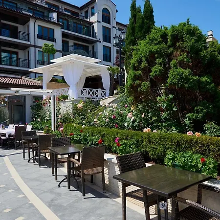 Rose Gardens Boutique By Asteri Apart-hotel