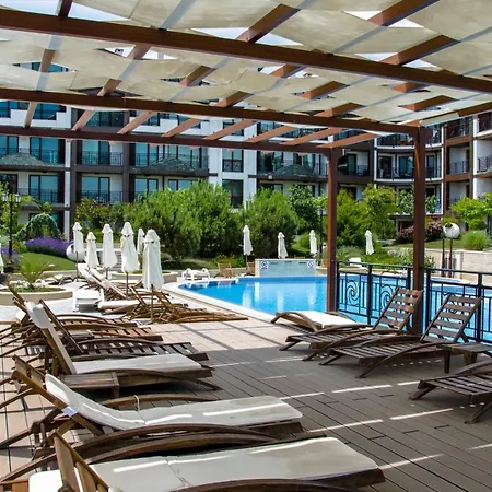 Hotel apartamentowy Rose Gardens Boutique By Asteri 4*