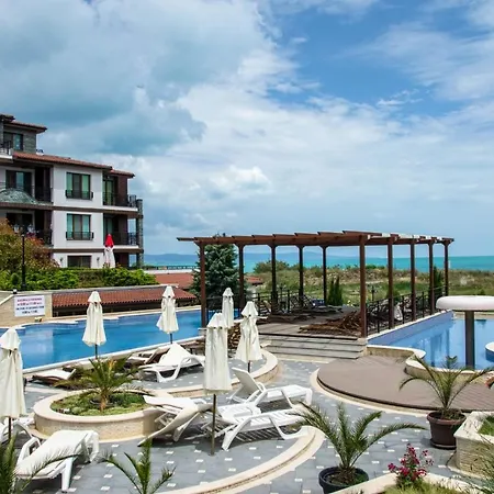 Hotel de apartamente Rose Gardens Boutique By Asteri