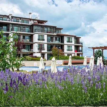 Hotel apartamentowy Rose Gardens Boutique By Asteri 4*